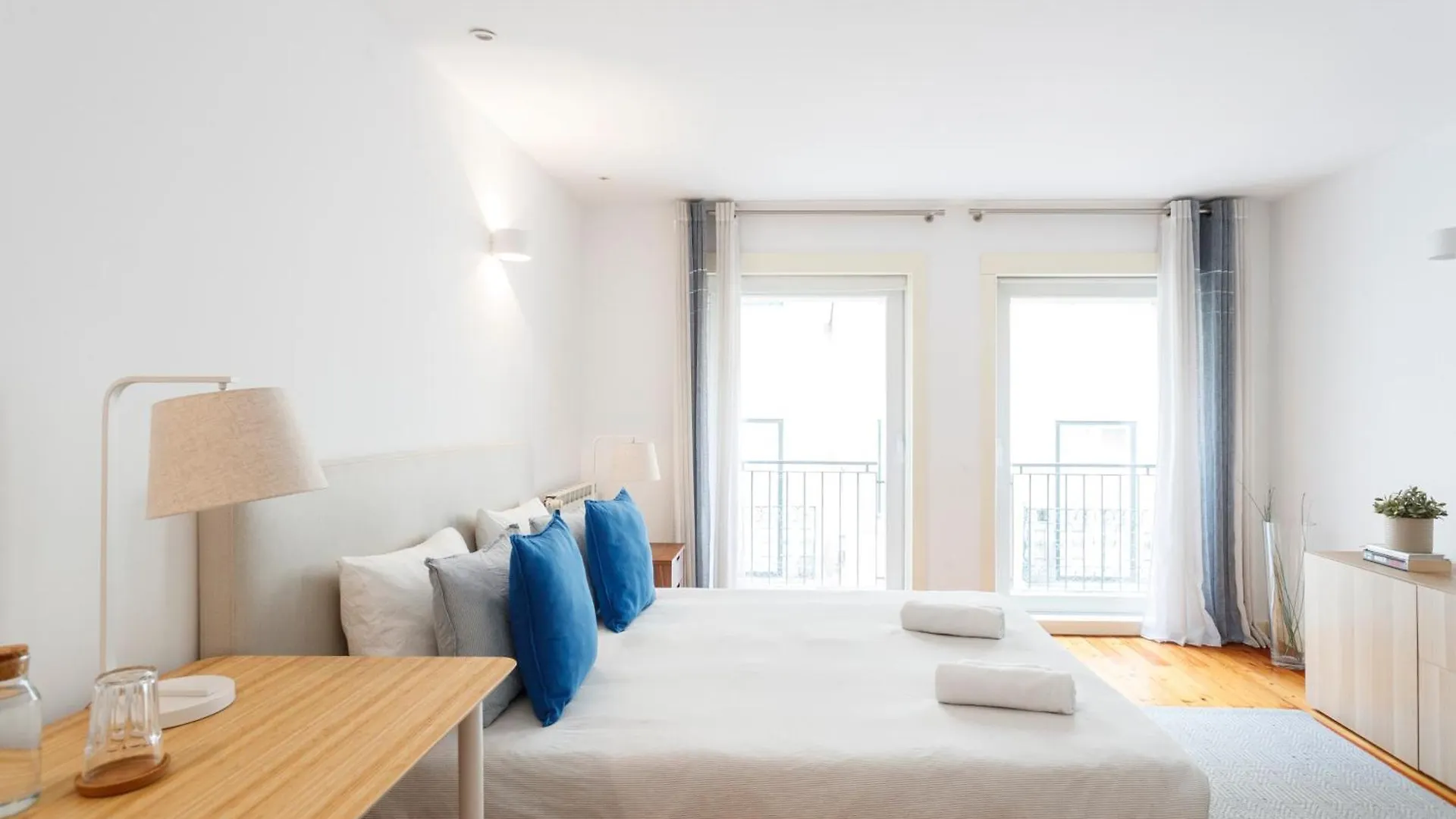 Homestay Shared Accommodation In Bairro Alto - Chiado Lisbon