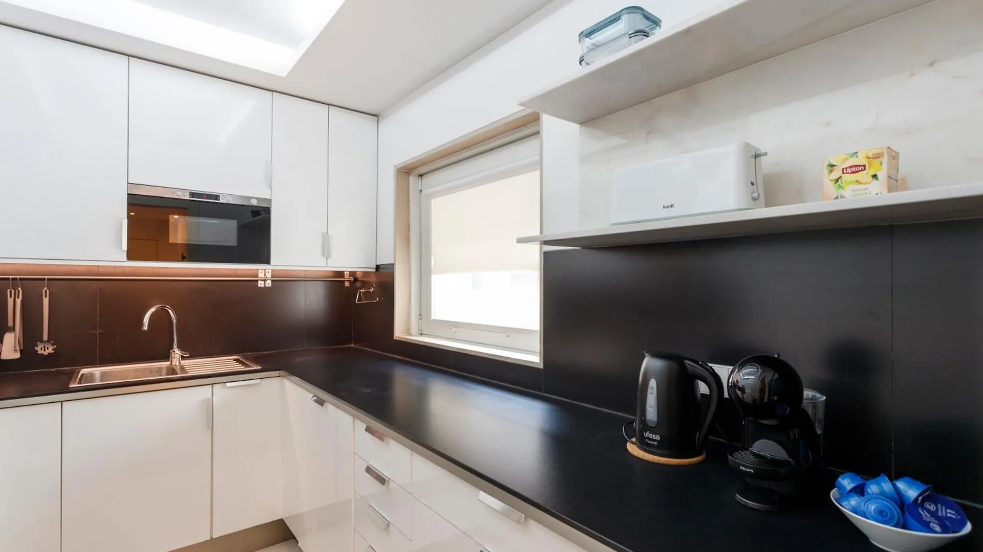 Shared Accommodation In Bairro Alto - Chiado Lisboa 0*,  Portugal