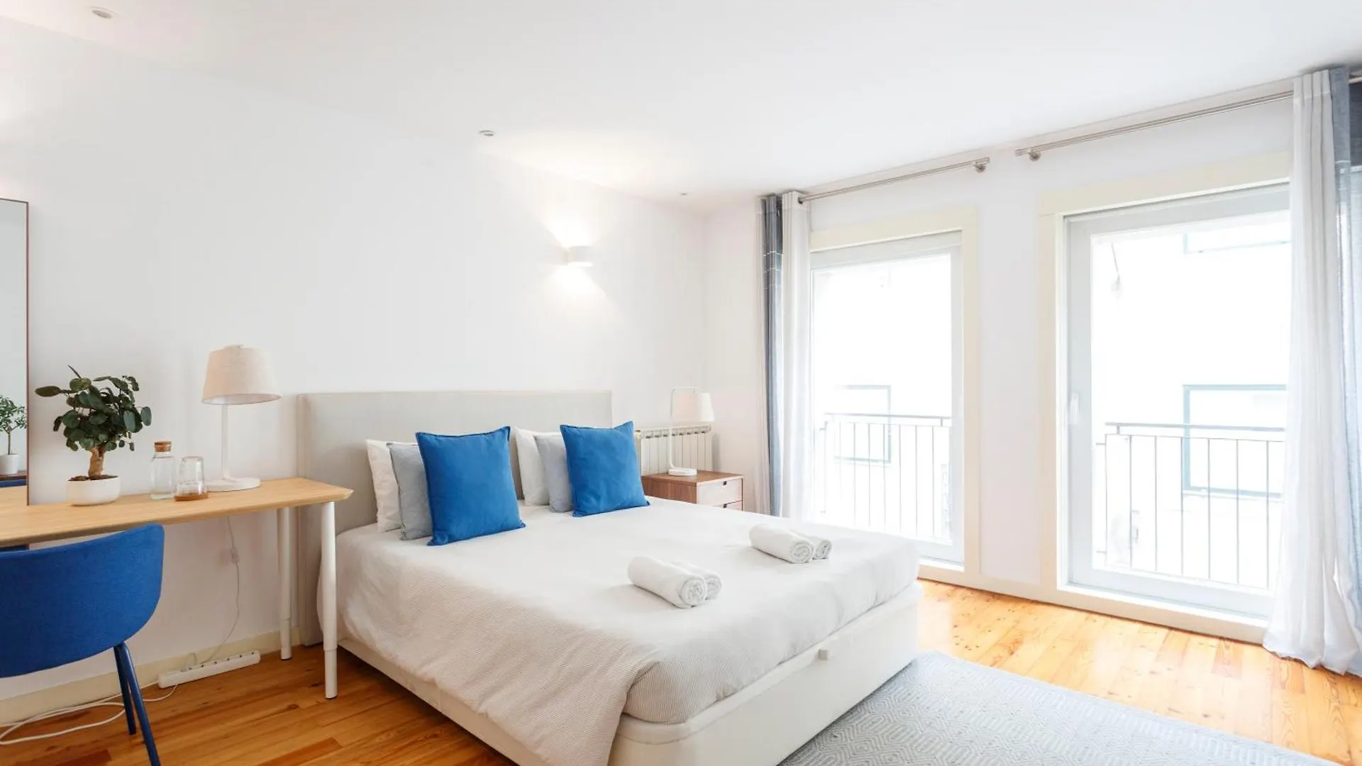 Homestay Shared Accommodation In Bairro Alto - Chiado Lisbon