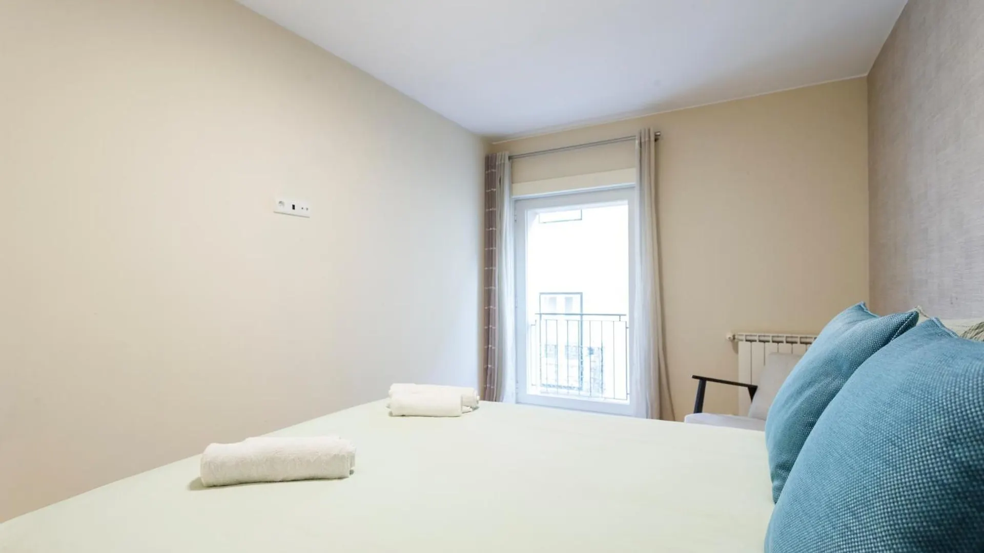 Shared Accommodation In Bairro Alto - Chiado Lisboa 0*,  Portugal