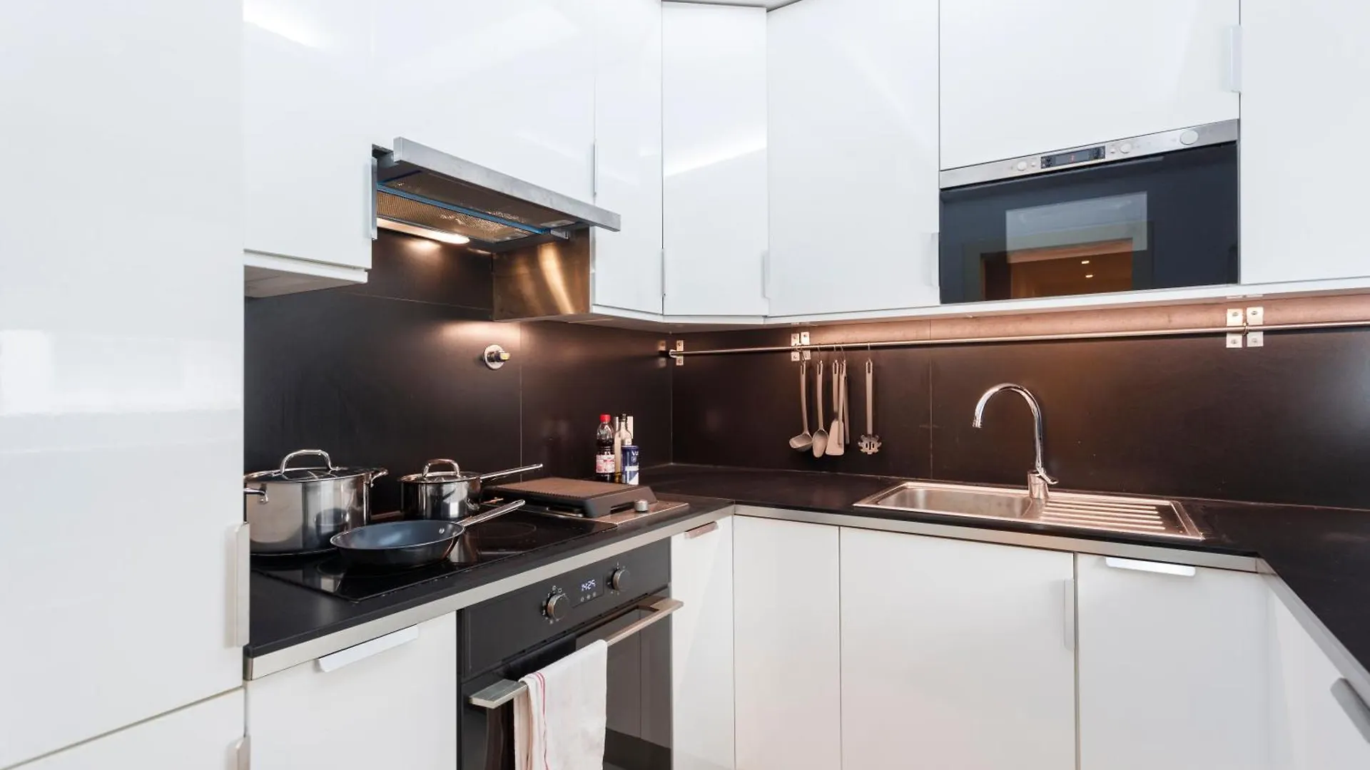 Shared Accommodation In Bairro Alto - Chiado Lisbon